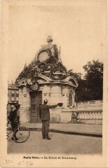 Paris Vecu. Statue de Strasbourg