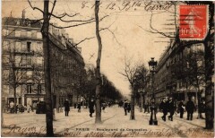 Carte postale ancienne Boulevard de Courcelles
                                                                     à Paris 8e
                                