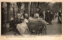 Paris Vecu. Aux Champs Elysees Nourrices et Bebes