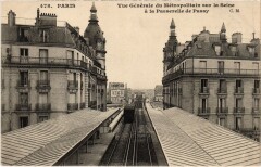 Carte postale ancienne Paris 16e Le Metropolitain Passerelle de Passy
                                                                     à Paris 16e
                                