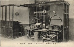 Paris 6e Hotel des Monnaies La Pesée