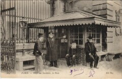 Paris 7e Hotel des Invalides Le Poste