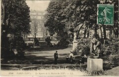 Carte postale ancienne Le Square de la Mairie du XIVe
                                                                     à Paris 14e
                                