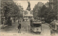 Paris 3e Rue du temple Place de la République