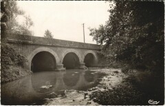 La Ferte-Loupiere Pont sur le Vim