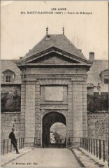 Mont-Dauphin Porte de Briancon à Mont-Dauphin