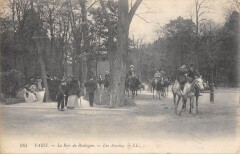 Carte postale ancienne Le Bois de Boulogne - Les Acacias
                                                                     à Paris 16e
                                