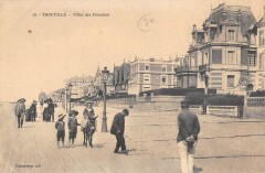 Trouville Villas Des Planches -
													14 Calvados
												