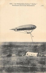 Aviation Le Dirigeable Italien Italia Evoluant Sur Le Lac Bracciano