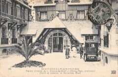 Deauville A Plage Fleurie Porche D'Entree Du Normandy Hotel -
																					14800 Deauville
																			