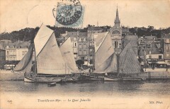 Trouville Sur Mer Le Quai Joinville à Trouville-sur-Mer