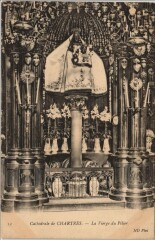 Carte postale ancienne Chartres Cathedrale - La Vierge du Pilier
                                                                     à Chartres
                                