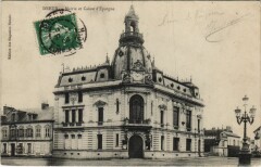 Dreux Mairie et Caisse d'Epargne France à Dreux