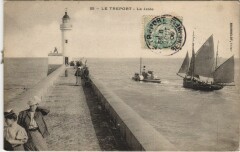 Le Treport - La Jetee Ships
