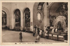 Vichy Source des Celestins ,Interieur du Pavillon à Vichy