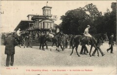 Chantilly Les Courses - La Rentree au Padock à Antilly
