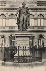 Laon Statue du marechal