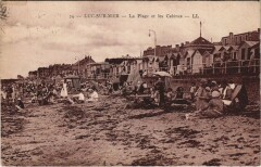 Luc-sur-Mer La Plage et les Cabines à Luc-sur-Mer