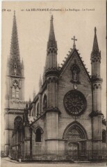 La Delivrande La Basilique - Le Portail