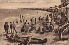 Courseulles-sur-Mer La Plage a l'Heure du Bain à Courseulles-sur-Mer