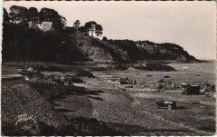 Cancale Beach Scene à Cancale