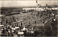 Trouville La Piscine -
													14 Calvados
												