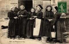 L'Auvergne - Les Elegantes du Pays
