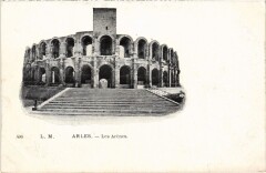 Arles Les Arenes à Arles