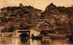 Le Rove Marseille - Canal du Rhone - Entree du Tunnel du Rove à Marseille