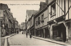 Fougeres Rue Pinterie, les Porches