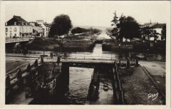 Redon Les Ecluses et le Canal de Nantes à Redon
