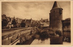 Fougeres Route d'acces au chateau