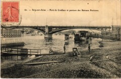 Ivry Pont de Conflans et pontons des Bateaux Parisiens France