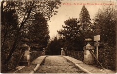 Carte postale ancienne Le Pont des Iles au Bois de Vincennes
                                                                     à Paris 12e
                                