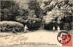 Carte postale ancienne Bois de Vincennes - Les Quinconces
                                                                     à Vincennes
                                