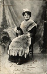 En Provence - Femme - Type -
													13 Bouches du Rhône
												