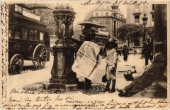 Carte postale ancienne A la Wallace
                                                                     à Paris
                                
