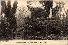 Pensionnat Jeanne-d'Arc - La Grotte