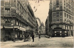 Carte postale ancienne Rue Humblot, prise du Boulvard de Grenelle
                                                                     à Paris 15e
                                