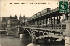 Paris le pont du Metropolitain