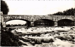 Aire sur Adour La Digue , le Pont et les Arenes