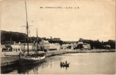 Perros-Guirec Le Port à Perros-Guirec