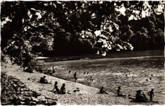 Domaine de Chalain Camp Departemental Plage et Blassin Flottant -
													39 Jura
												