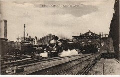 Carte postale ancienne Gare de Lyon
                                                                     à Paris 12e
                                