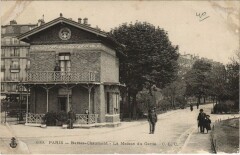 Carte postale ancienne Buttes-Chaumont - La Maison du Garde
                                                                     à Paris 19e
                                