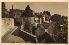 Avallon Les Remparts et Tour de l'Ecsharguet à Avallon