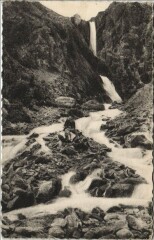 La Chapelle-en-Valgaudemar Environs - Cascade de Combefroide -
													05 Hautes Alpes
												