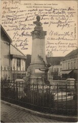 Dreux Monument de Louis Terrier France à Dreux