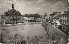Commentry Place du 14 Juillet à Commentry