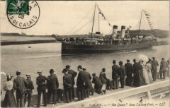 Calais - The Queen dans l'Avant-Port Ships